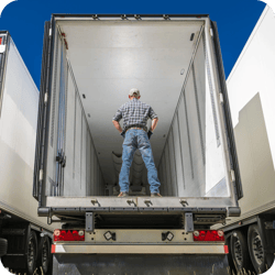 Hombre en camion